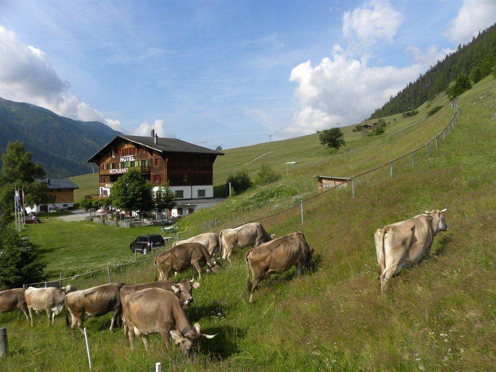 Hotel Restaurant Walliser Sonne Reckingen Esterno foto